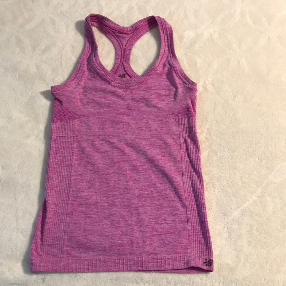 🌞 3 for $24 Summer Sale Fitness top by New Balance size Small